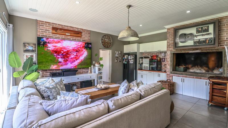 5 Bedroom Property for Sale in Num Num Cape Estate Western Cape